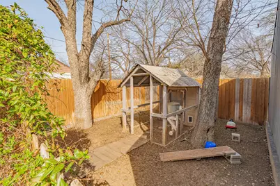 907 Cherry Street, Graham, TX 76450 - Photo 40