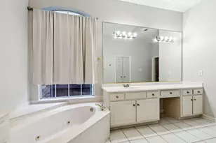 8817 Shepard Dr, Plano, TX 75025 - Photo 10