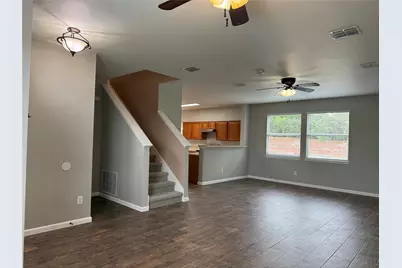 909 Carthage Way, Arlington, TX 76017 - Photo 2