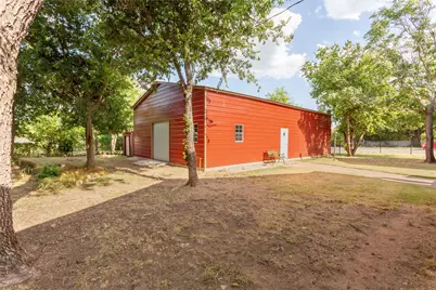 340 W 3rd Street, Baird, TX 79504 - Photo 32