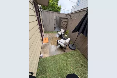 2403 Wild Cherry Way, Dallas, TX 75206 - Photo 14