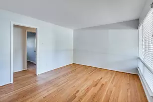 1919 Betsy Ln, Irving, TX 75061 - Photo 10