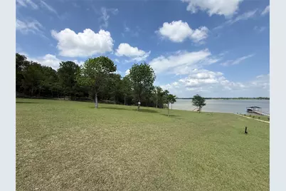 401 Meandering Way, Corsicana, TX 75109 - Photo 26