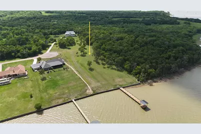 401 Meandering Way, Corsicana, TX 75109 - Photo 32