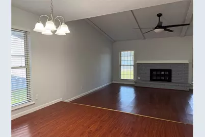 7002 Forestview Drive, Arlington, TX 76016 - Photo 6