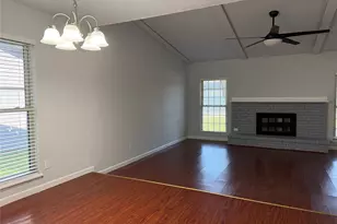 7002 Forestview Dr, Arlington, TX 76016 - Photo 6