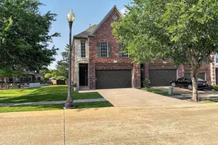 1004 Colonial Dr, Coppell, TX 75019 - Photo 2