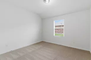 521 Jameson St, Springtown, TX 76082 - Photo 26