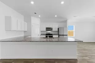 521 Jameson St, Springtown, TX 76082 - Photo 14