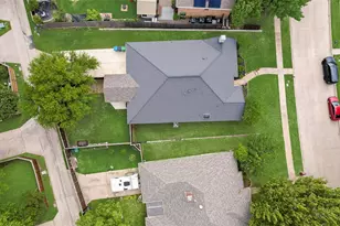 1310 Newport Dr, Carrollton, TX 75006 - Photo 38