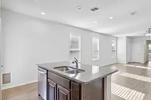 713 Presidio St, Aubrey, TX 76227 - Photo 16