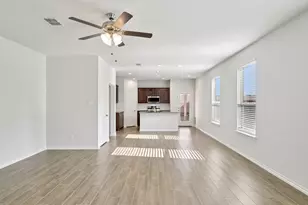 713 Presidio St, Aubrey, TX 76227 - Photo 4