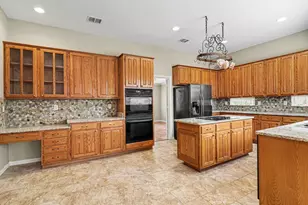 1304 Pheasant Run, Crowley, TX 76036 - Photo 10