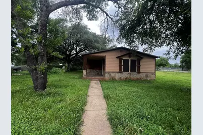 319 Ridgecrest Court, Azle, TX 76020 - Photo 1