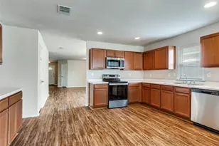 321 Silver Lake Trail, Fort Worth, TX 76140 - Photo 12