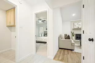 2105 Sagebrush Trail, Grapevine, TX 76051 - Photo 16