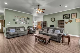 115 Deerfield Rd, Paradise, TX 76073 - Photo 6