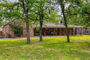 115 Deerfield Rd, Paradise, TX 76073 - Photo 6