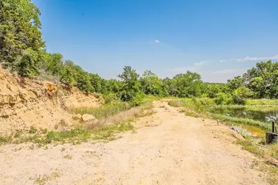8955 Wolf Hollow, Millsap, TX 76066 - Photo 28