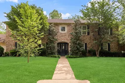 1418 Yakimo Drive, Dallas, TX 75208 - Photo 2