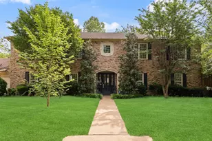1418 Yakimo Dr, Dallas, TX 75208 - Photo 2