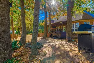 1606 S Hyde Park Ave, Denison, TX 75020 - Photo 2