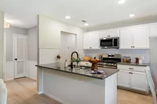 617 NW Newton Dr, Burleson, TX 76028 - Photo 6