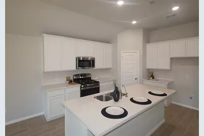 3708 Yarrow Drive, Denton, TX 76226 - Photo 2