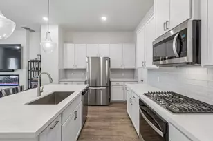 8352 Challenger Ln, Frisco, TX 75034 - Photo 10