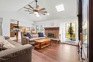 1738 Glouchester Dr, Garland, TX 75044 - Photo 4
