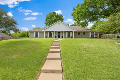 1814 Lakeridge Drive, Weatherford, TX 76087 - Photo 1
