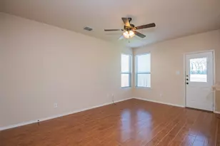 1426 Piedmont Dr, Mansfield, TX 76063 - Photo 2