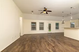 405 Kimbrough Rd, Azle, TX 76020 - Photo 4