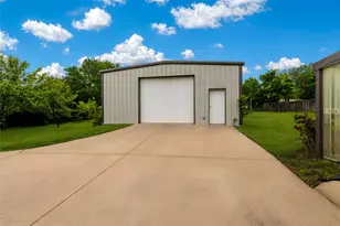 405 Kimbrough Rd, Azle, TX 76020 - Photo 30