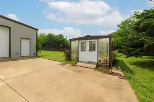 405 Kimbrough Rd, Azle, TX 76020 - Photo 36
