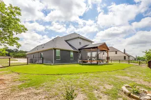 2048 Redemption Dr, Weatherford, TX 76088 - Photo 28