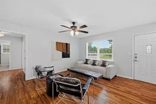 306 W Haning St, Howe, TX 75459 - Photo 8