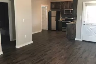 2309 N Elm St, Denton, TX 76201 - Photo 2