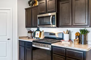 1144 Belhaven St, Granbury, TX 76048 - Photo 6