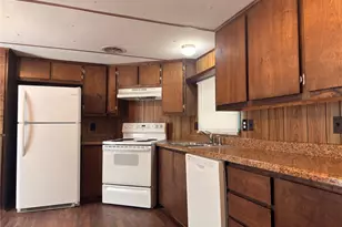 1300 Red Hawk Bay Dr, West Tawakoni, TX 75474 - Photo 8