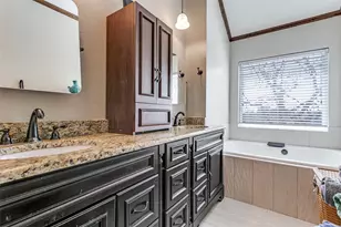 3229 Birch Ave, Grapevine, TX 76051 - Photo 14