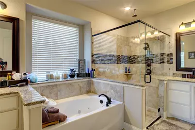 2819 Terrosa Road, Grand Prairie, TX 75054 - Photo 16