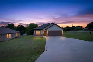 1311 E Apache Trail, Granbury, TX 76048 - Photo 1