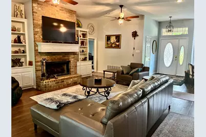 1408 Island Village Court, Granbury, TX 76048 - Photo 10