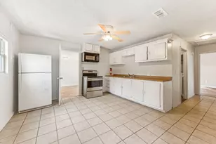 1391 N Paddock St, Stephenville, TX 76401 - Photo 28
