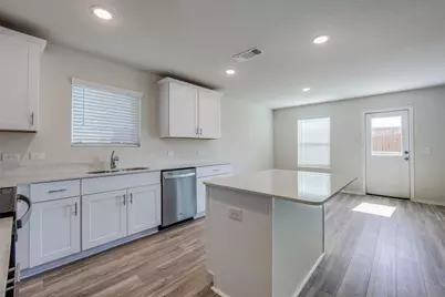 877 Table Rock Street, Princeton, TX 75407 - Photo 10