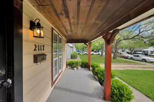 2117 Grace Ave, Fort Worth, TX 76111 - Photo 6