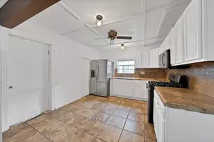 2117 Grace Ave, Fort Worth, TX 76111 - Photo 12