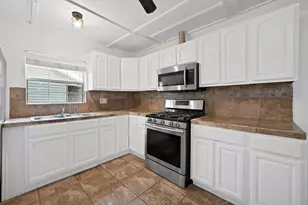 2117 Grace Ave, Fort Worth, TX 76111 - Photo 14