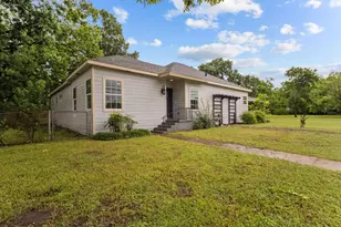 1001 W Lampasas St, Ennis, TX 75119 - Photo 4